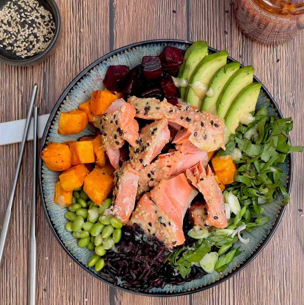 grains, veggies, and proteins for a yummy grain bowl