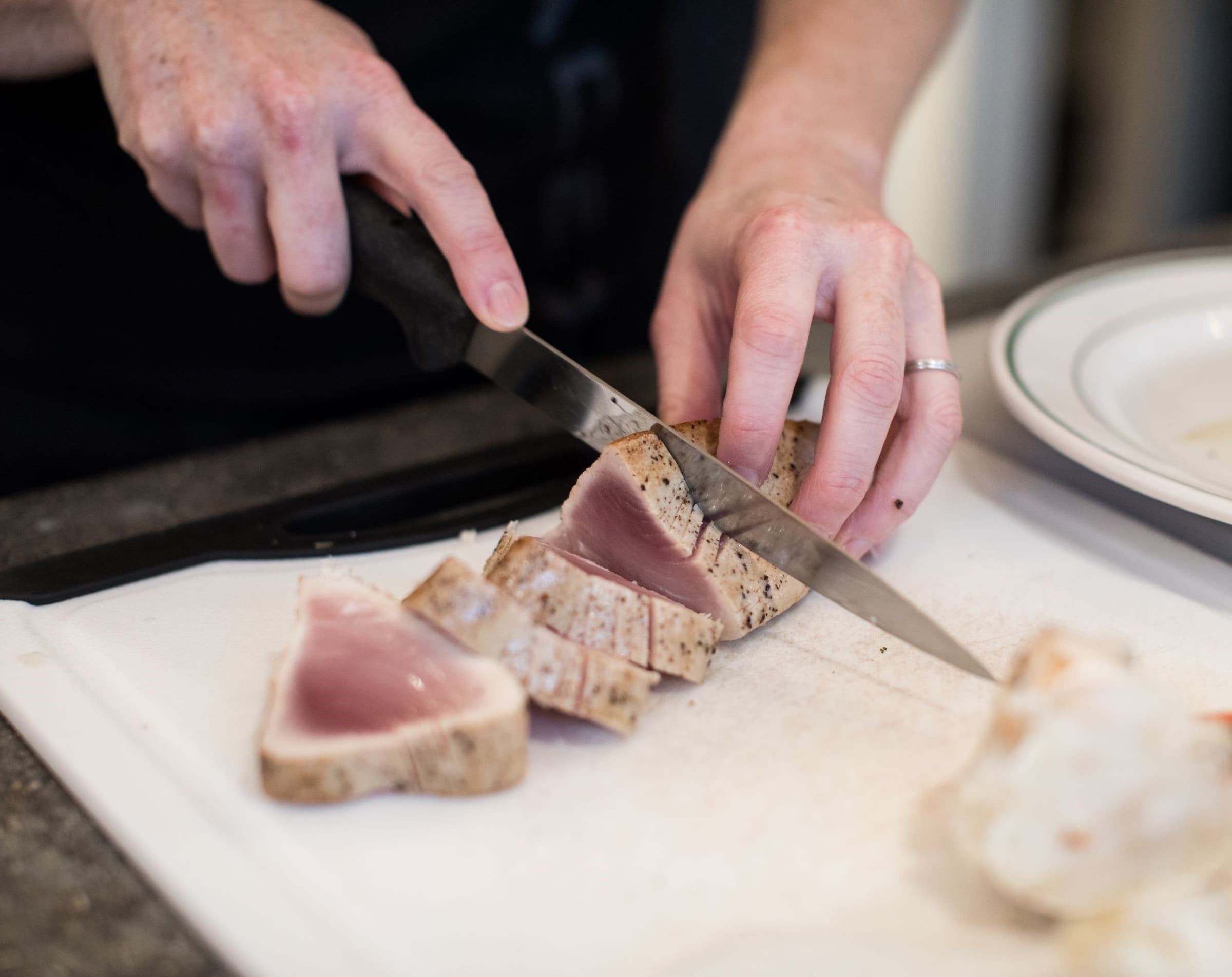 Tip of the Day: Slicing Albacore Tuna