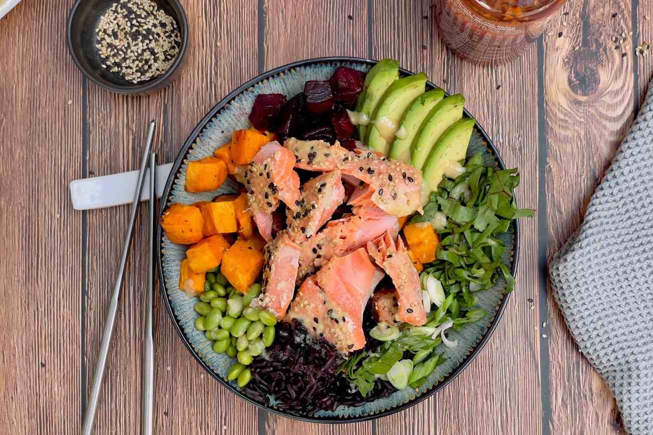 grains, veggies, and proteins for a yummy grain bowl