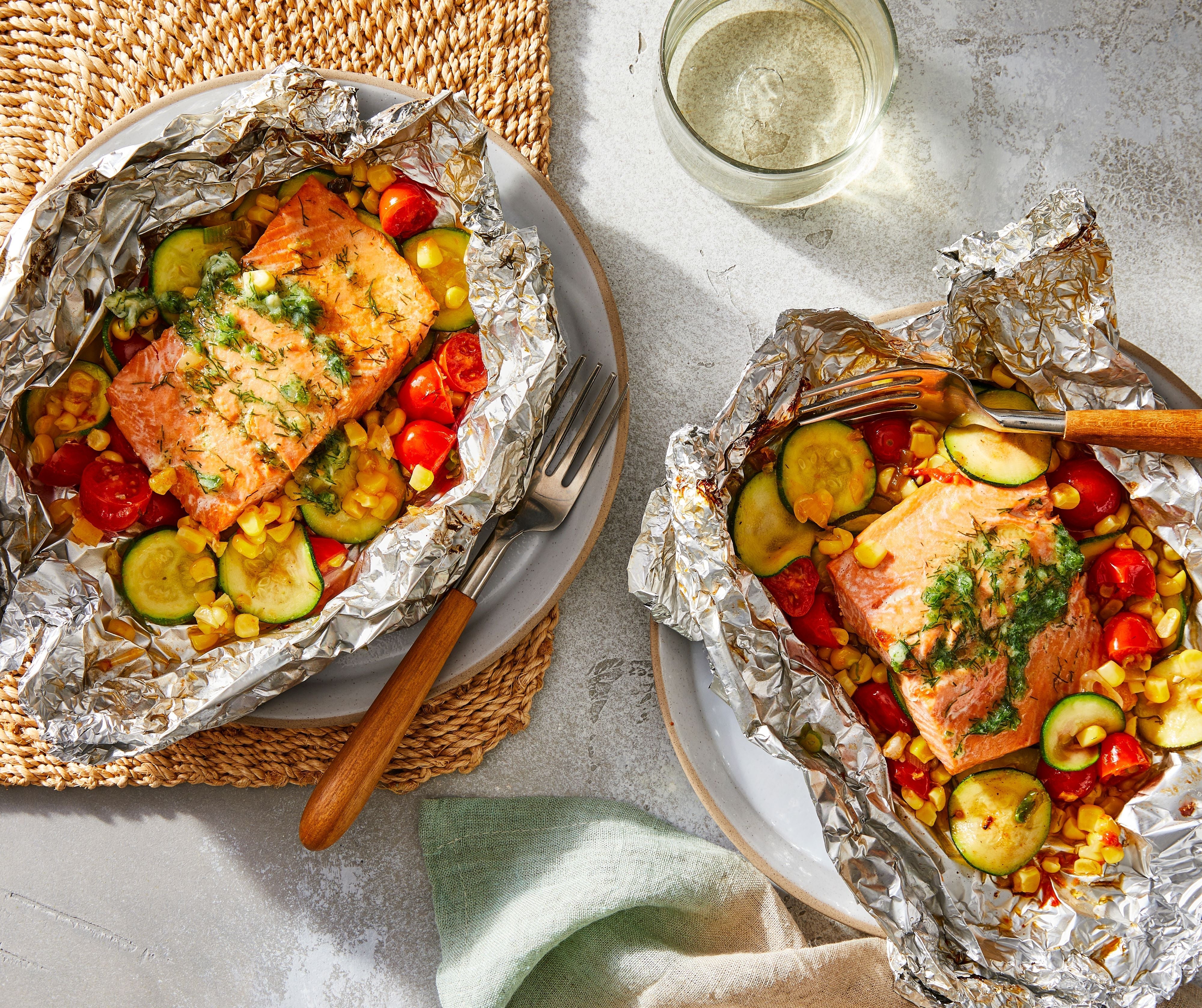 Salmon in Foil with Summer Vegetables