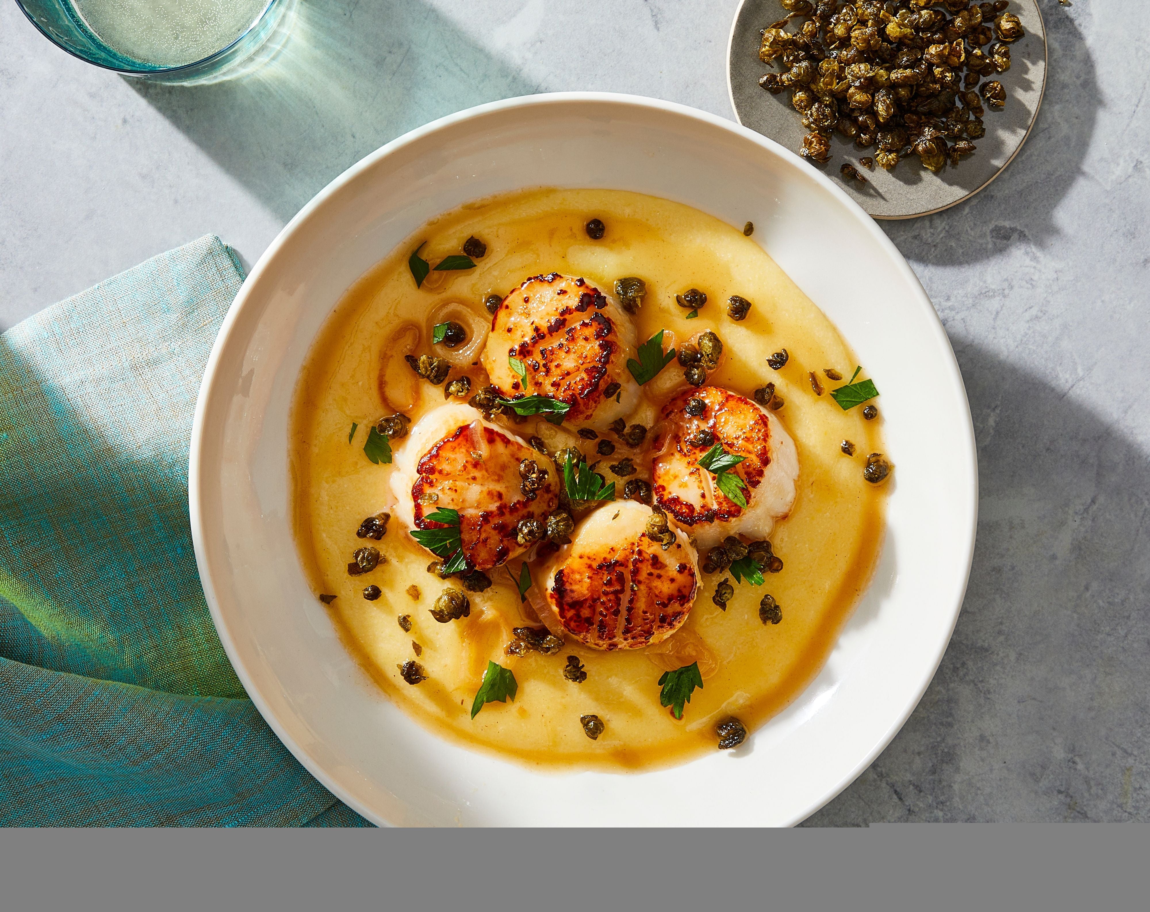 Seared Scallops with Cheesy Polenta