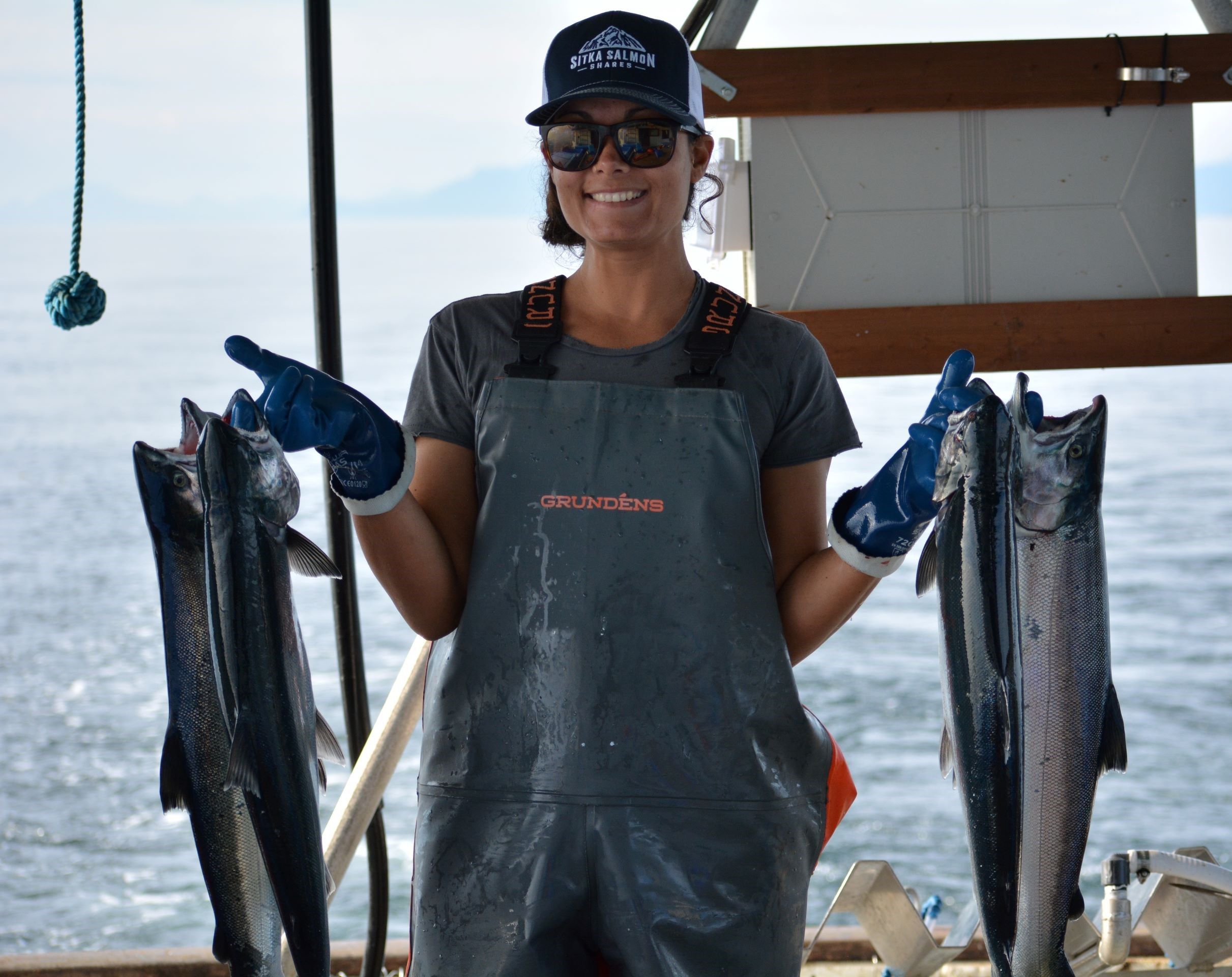 5 reasons why wild Alaska salmon are different from farmed salmon