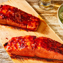 0011160_cedar_planked_salmon_with_sweet_bbq_sauce_web_080.jpg