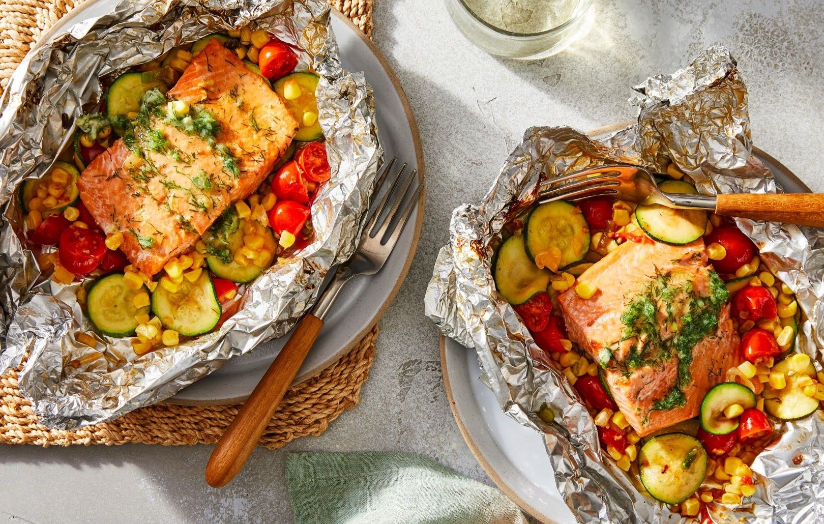 0011161_salmon_in_foil_with_summer_vegetables_web_141.jpg
