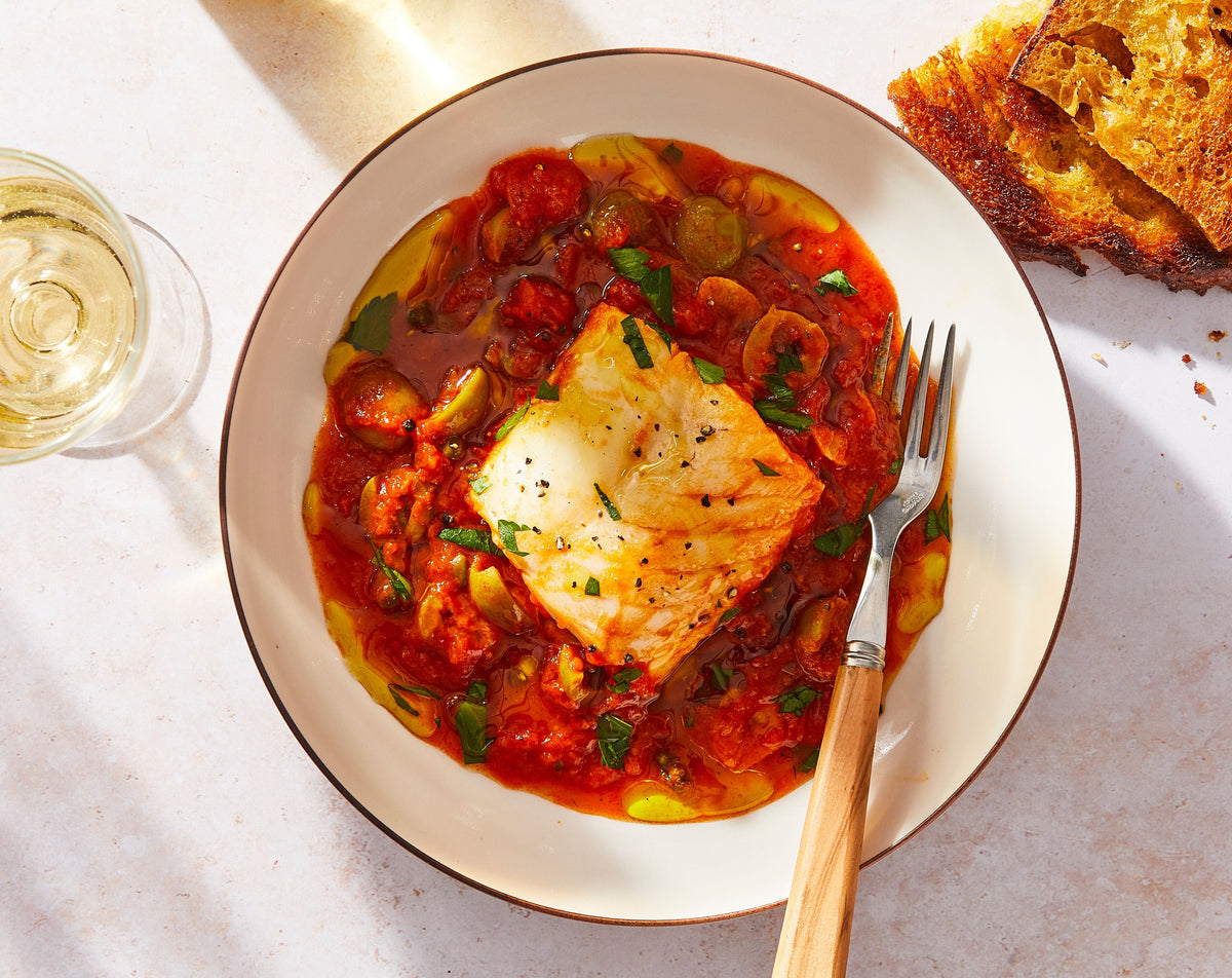 0022193_quick_and_easy_tomato-poached_cod_fb7948a5-f26a-4315-b5dc-64f2b0341635.jpg