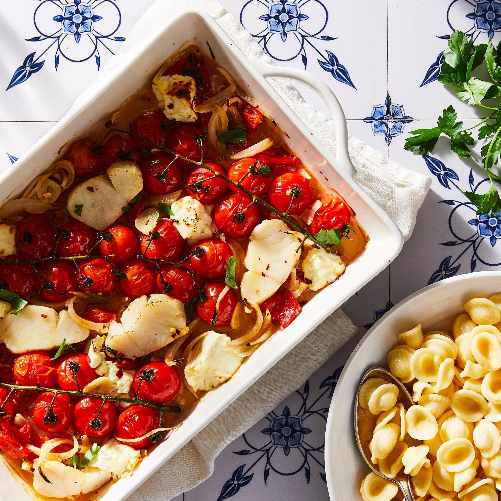 0022203_baked_feta_and_tomato_seafood_pasta_fb_jg.jpg