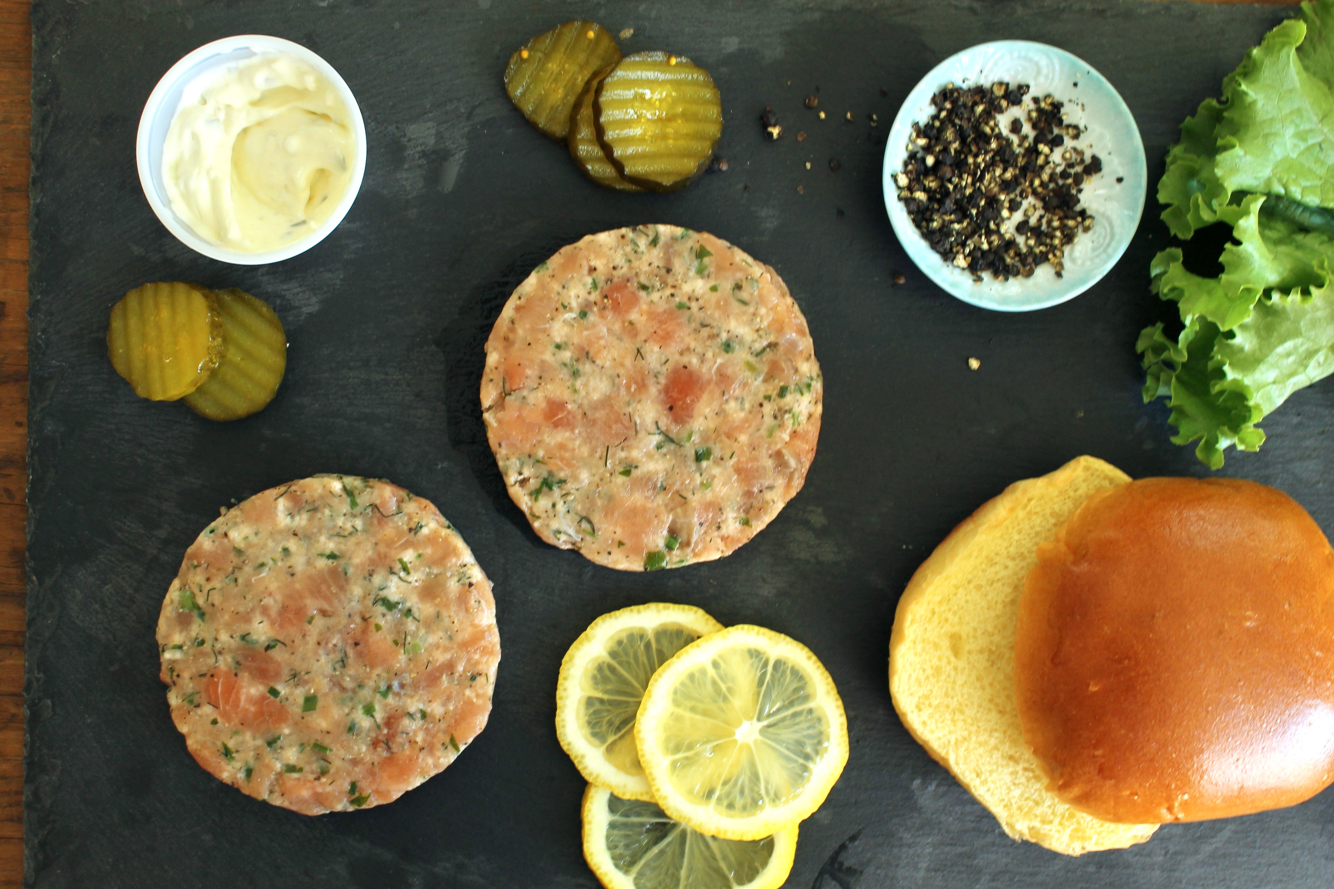 Lemon-Zest Salmon Burgers (5 oz)
