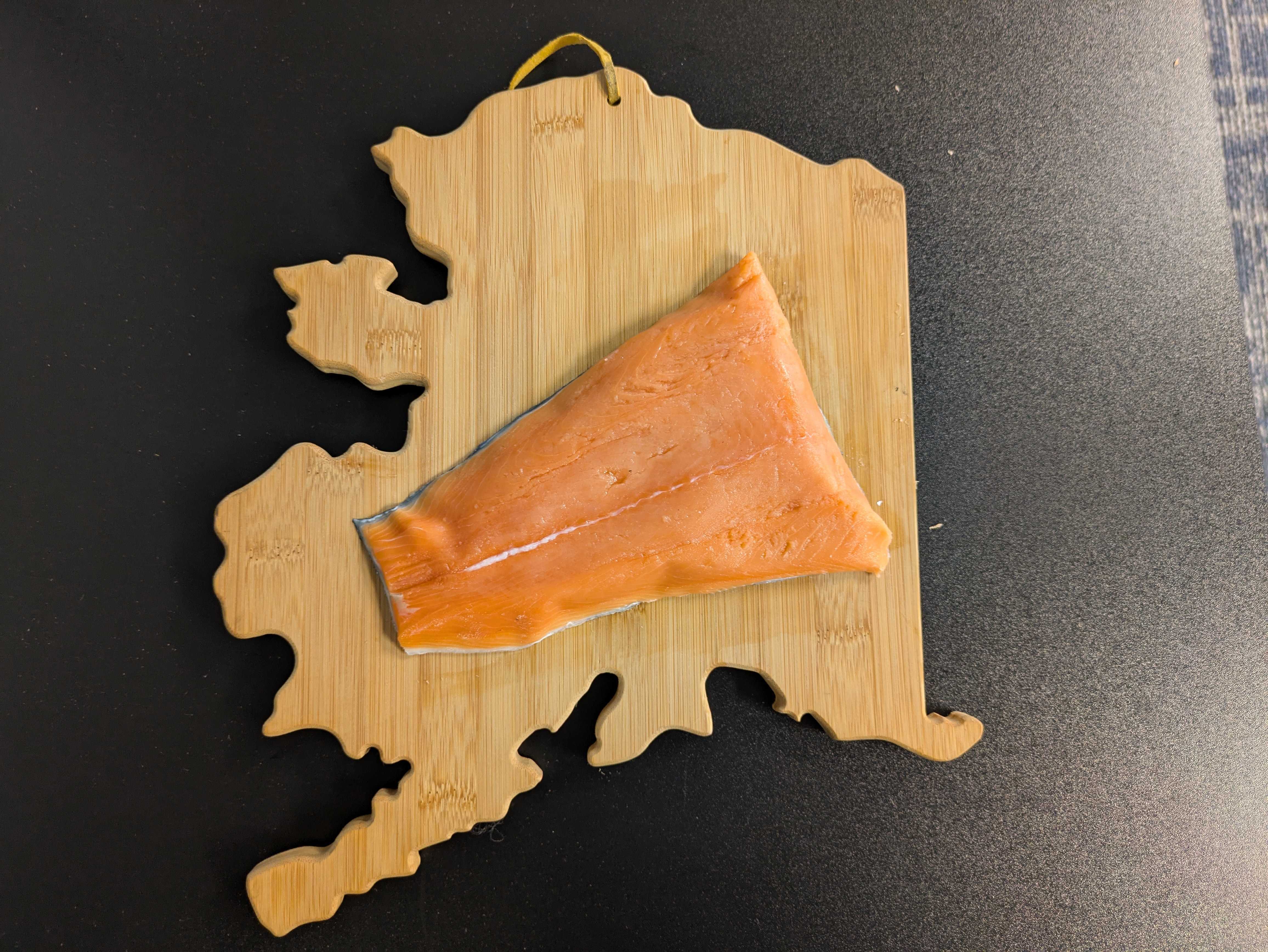 King Salmon Tails (6 oz)
